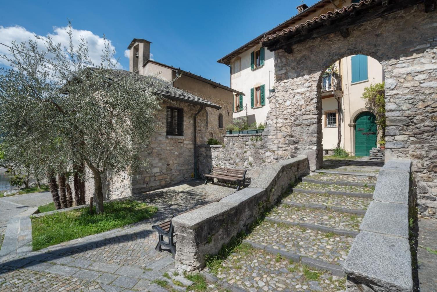 Casa Riva Bianca Lierna Villa Esterno foto